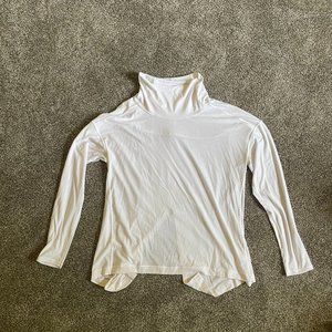 Lululmeon White Long Sleeved Top Est. Size 8